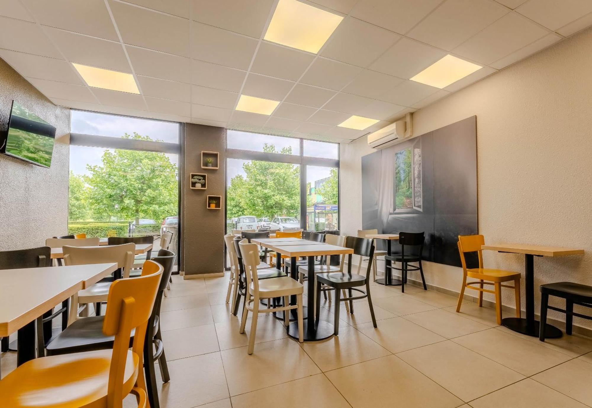 B&B HOTEL Cambrai Proville Exterior foto